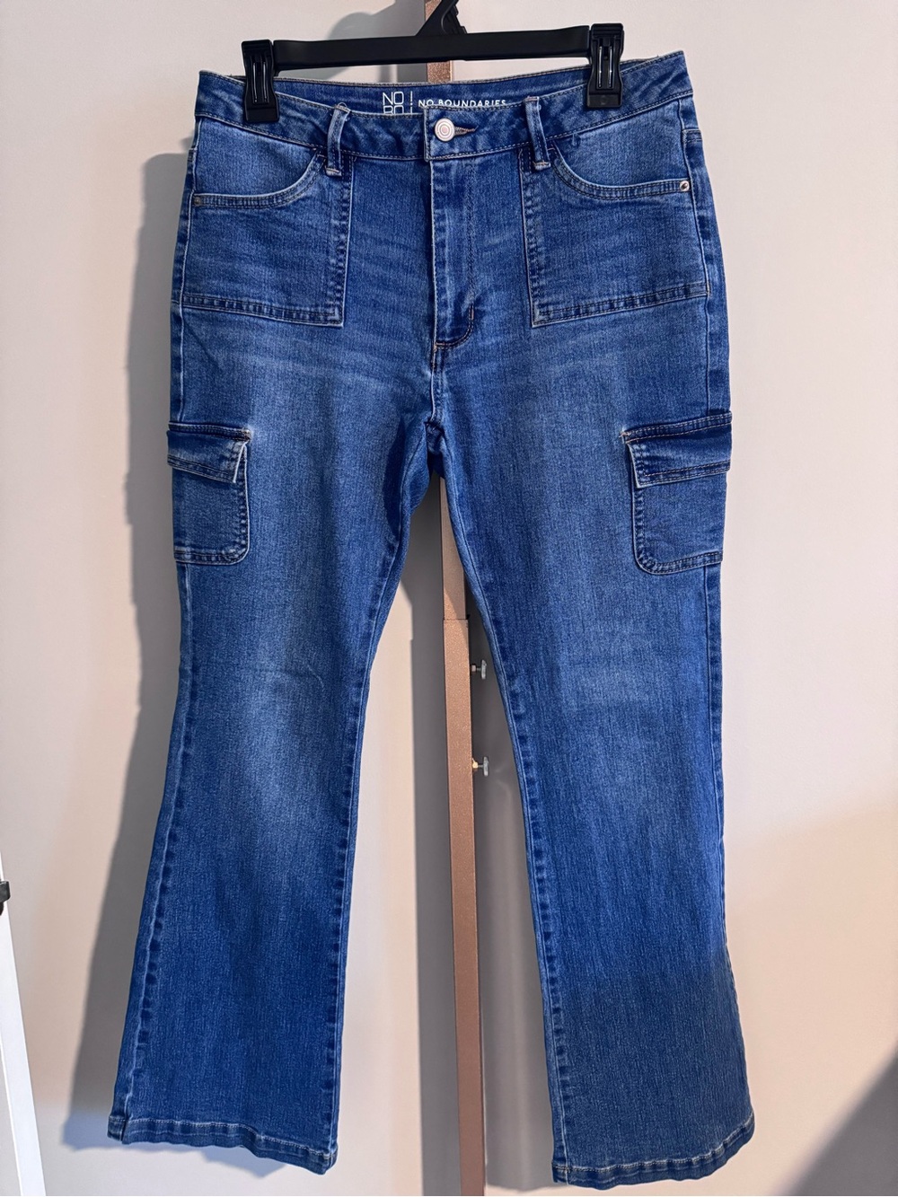 No Boundaries Blue Denim Jeans with Contrast Stitching